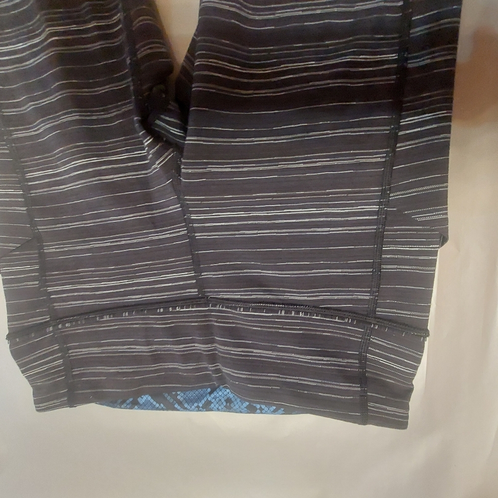 LULULEMON ATHLETIC/LEISURE LEGGING - Picture 9 of 11
